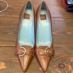 Coach Women's Tan Leather Buckle Heels